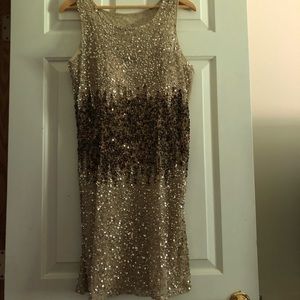 ✨SEQUIN Adrianna Papell Dress Gold Size 6